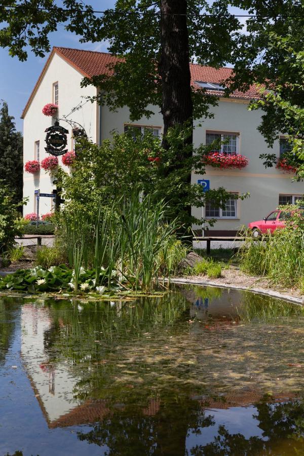 Hotel & Gasthaus Zum Eichenkranz Luckenwalde Εξωτερικό φωτογραφία